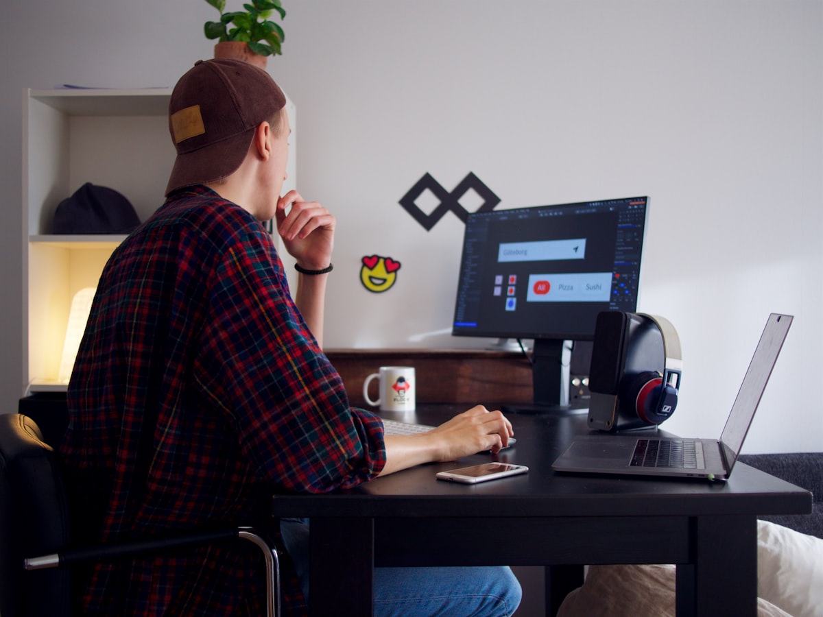 When Should You Replace Freelancers? 7 Signs