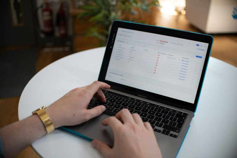 8 Ways to Reduce Manual Data Entry Errors